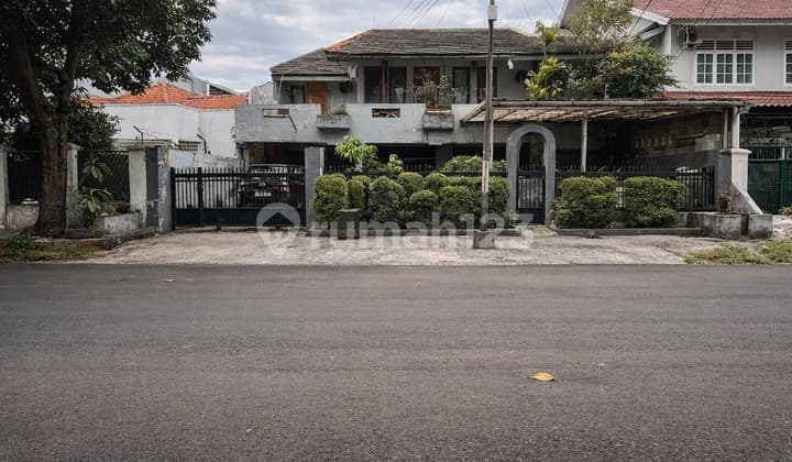 Termurah!! Rumah Area Prime Hadap Selatan Melawai Panglima Polim Blok M