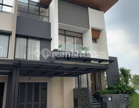 Rumah 2 Lantai Modern Cluster Heron Springs Summarecon Tangerang