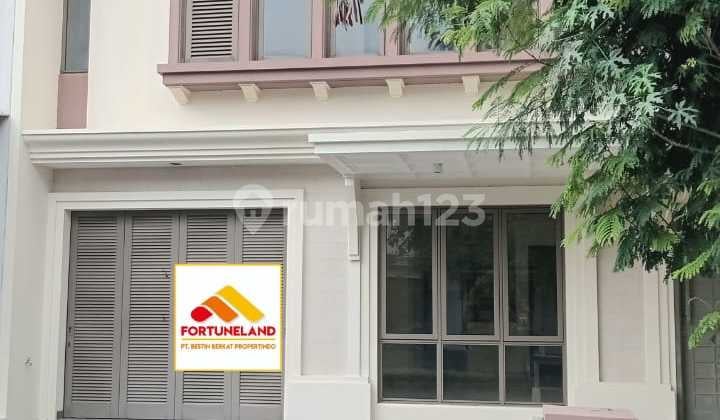 Ready-to-Occupy 2-Story House, Strategic Location in Luxmore Cluster, BSD City.