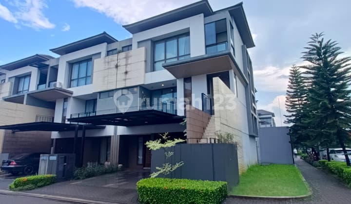 Dijual Rumah 3 Lantai Corner Full Furnished Cluster Keia Bsd City