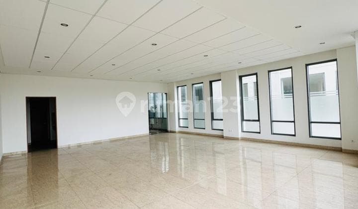 Perkantoran modern Strategis Northpoint Navapark Bsd City