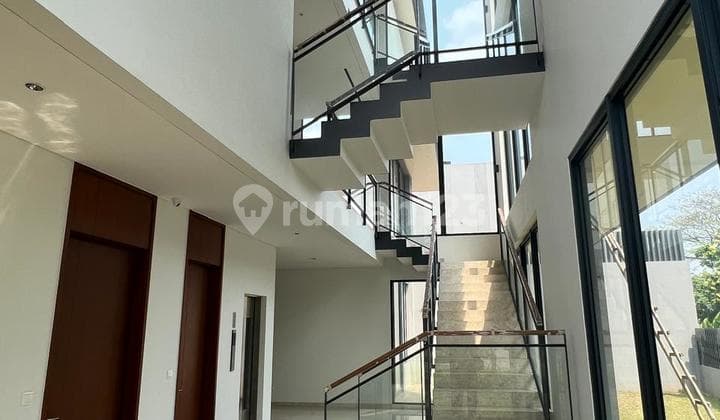 Dijual Rumah Mewah Type Hook Cluster Lyndon Navapark Bsd City