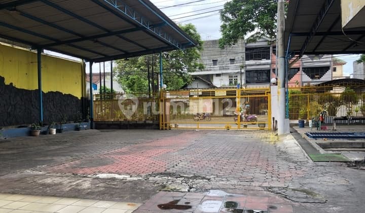 Ruang usaha di malang