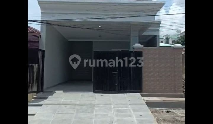 Rumah 2 Lantai Cantik Manis Harga Ekonomis Lokasi Strategis Jakarta Timur