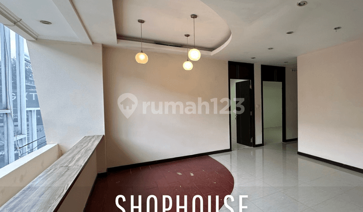 For Sell & Rent Shophouse At Prime And Strategic Location Scbd Area Move-In Ready