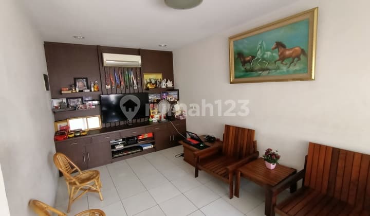 Rumah Bagus di Premier Pavilion, Kalideres, Jakarta 0005 chr