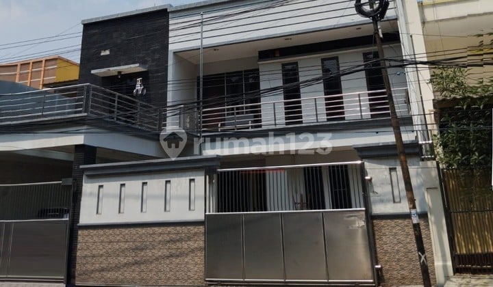 Rumah Bagus Dan Mewah di Citra Garden 1, Kalideres, Jakarta Barat 0002 chrwid