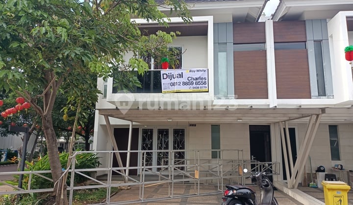 Rumah Bagus di Metland Cipondoh, Tangerang 0008 chrerl
