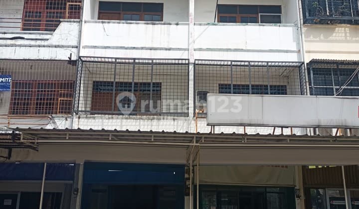 Ruko Gandeng di Lokasi Strategis Duri Kosambi, Cengkareng, Jakartabarat *0009-Chrwid*