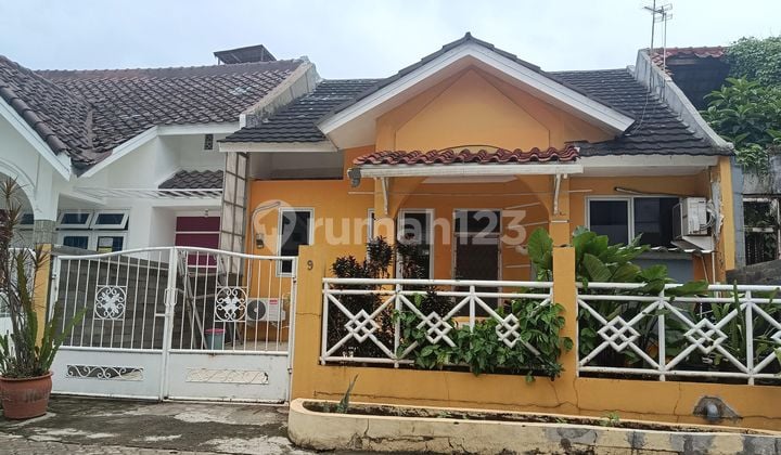 Dijual Rumah Lokasi Strategis, Siap Huni, Lippo Karawaci Barat.