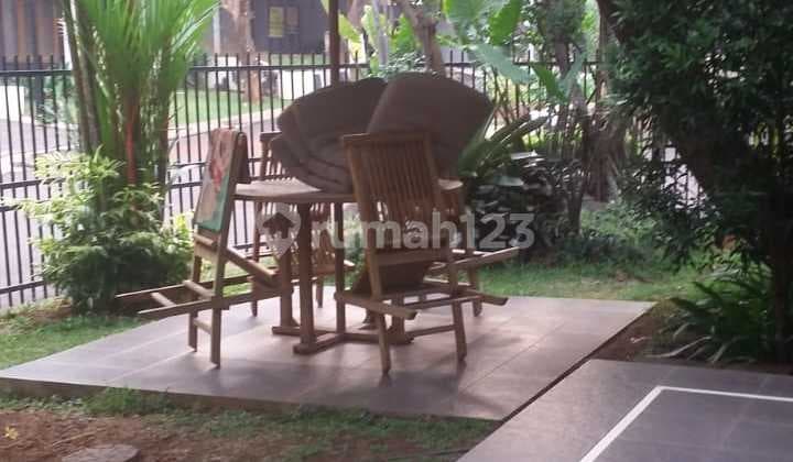 Rumah di Cluster Elit, Siap Huni, dan Halaman Luas @Bintaro