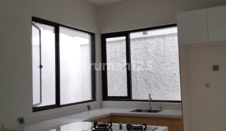 Rumah Abis Renov di Discovery Park Bintaro