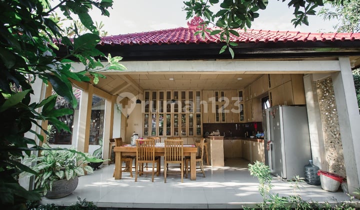 07 Bed Rooms Dengan Konsep Traditional Bali Modern
