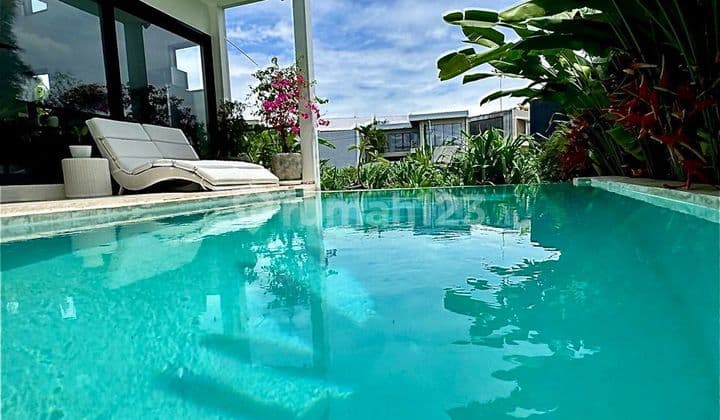 Luxury 02 Bed Rooms Villa With Amazing View At Canggu Bali
