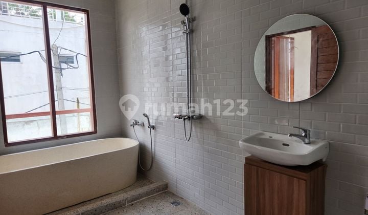 03 Bed Rooms Brand New Villa For Sales In Canggu - Bali