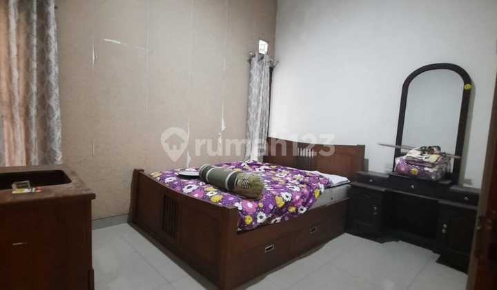 Rumah 1,5 Lantai Full Furnished di Gentan Solo