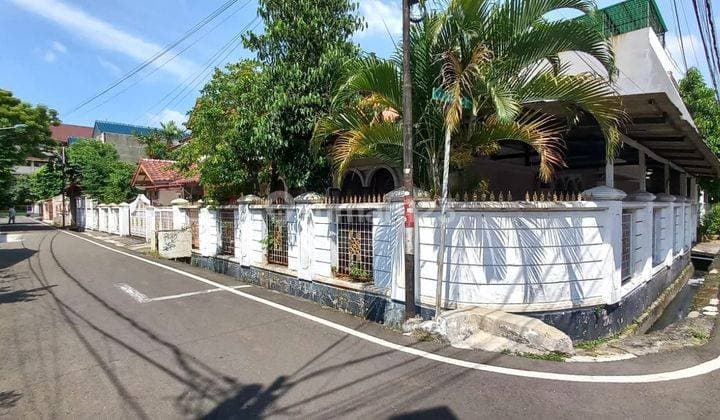 Dijual Cepat Rumah Luas dan Nyaman di Sumur Batu Cempaka Putih Jakarta Pusat