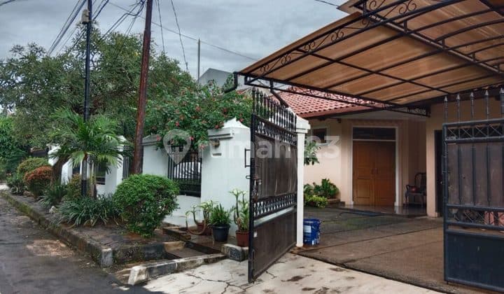 Rumah Di Dalam Perumahan Billymoon Kalimalang Jakarta Timur