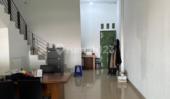 Ruko 3 Lantai Uk 5X13,5 Lokasi Hadap Jalan Raya Cocok Untum Usaha di Bumi Serpong Damai Tangerang Hub Thanty 0811108xxxx