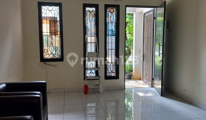 Ready-to-Occupy House at Affordable Price in Legenda Wisata Cibubur