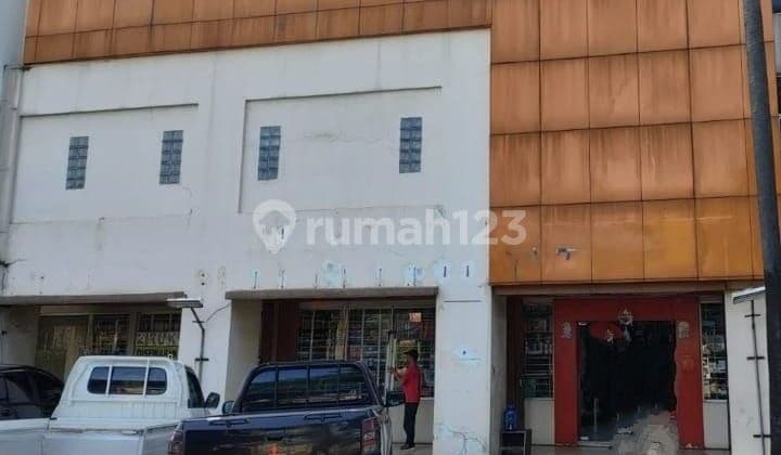 RUKO USAHA
GANDENG
DISEWAKAN
PASAR CENTRAL
LIPPO CIKARANG
BEKASI
JAWA BARAT Ruko 216 m HGB Sudah Renovasi Kontrakan