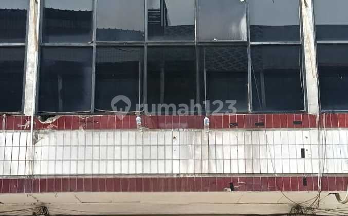 Ruko Usaha 3 Lantai Dijual Jalan Peta Selatan Kalideres Jakarta Barat Ruko di Kalideres 72.0 m² Unfurnished SHM