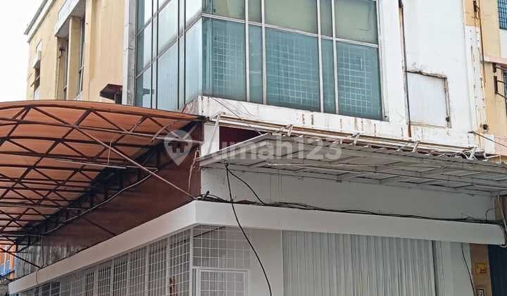 Ruko Usaha Hoek Udah Renov Siap Pakai 5 Lantai Disewakan Cempaka Mas Jakarta Pusat Ruko di Ruko Sunter Kemayoran, Jl. Sunter Kemayoran No.126, Sunter Jaya, Tanjung Priok, Kota Jakarta Utara, DKI Jakarta, Indonesia, 14360, Cempaka Mas 80.0 m² Unfurnished H