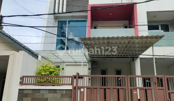 Neat Minimalist House Ready to Use 3 Floors Row Street 2 Cars Semi Furnished Strategic Location for Rent Strategic Location Kemayoran Central Jakarta