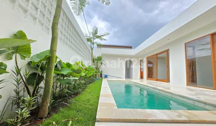 For Lease 19 Years: Brand New 3 Bedrooms Villa On Westside Sanur