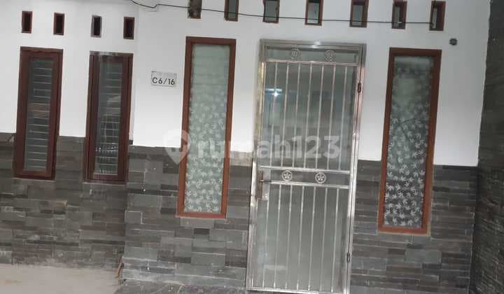 Fee. House for Rent in Resinda Karawang