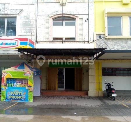 Fdgf. Ruko Disewakan di Komplek Ruko Notredam Deltamas Cikarang