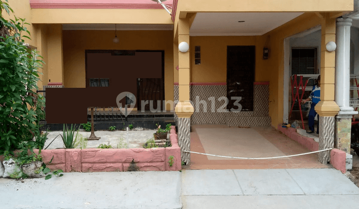 Ejba. Semi-Furnished House for Rent in Meadow Green Lippo Cikarang.