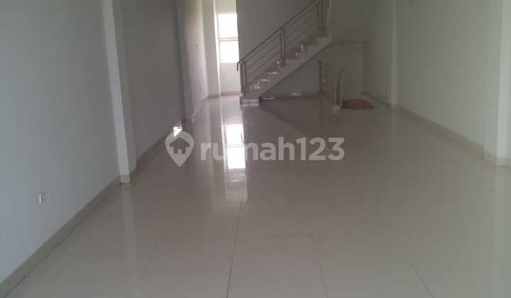 Feih. Disewakan Ruko di Jalan Raya Cibarusah Mekarmuktif