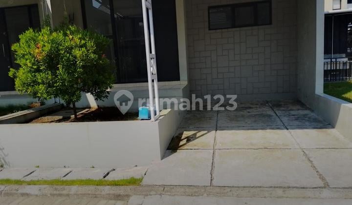 Fdjj. Rumah Disewakan di Naraya Park Deltamas