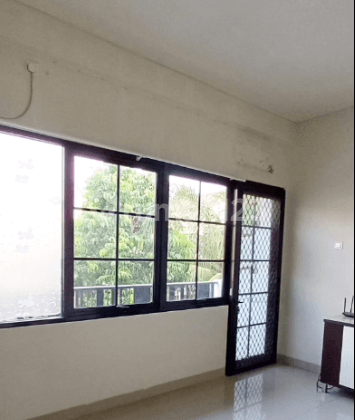 Fcdg. Disewakan Rumah Di Cosmo Estate Lippo Cikarang