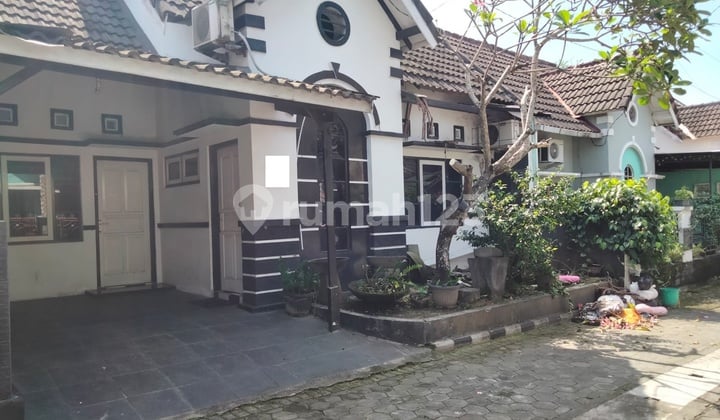 Dijual Rumah Dibawah 1 Miliar Di Perum Cindelaras Gmping Cocok Untuk Kelurga Muda.