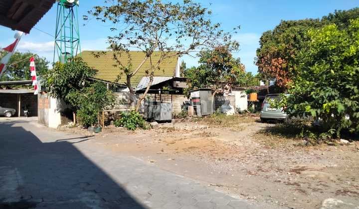 Land near Adi Sucipto Airport, Depok, Sleman, Yogyakarta.