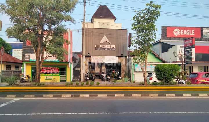 Ruko Cocok Untuk Usaha Lokasi Strategis Di Jalan Bantul