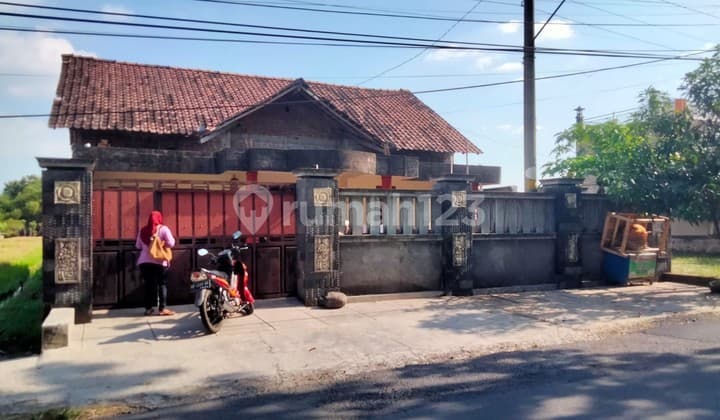 Rumah Bagus SHM di Jalan Penggung Jatinom Karanganom Klaten Jaten