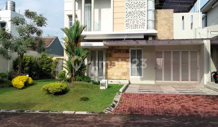 Rumah 2 Lantai Greenhills Residence Ngaglik Sleman Yogyakarta