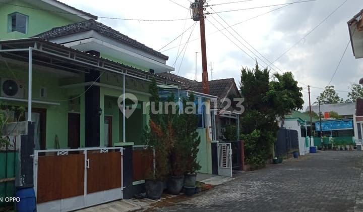 Rumah dalam perumahan sewon, jl parangtritis bantul yogyakarta