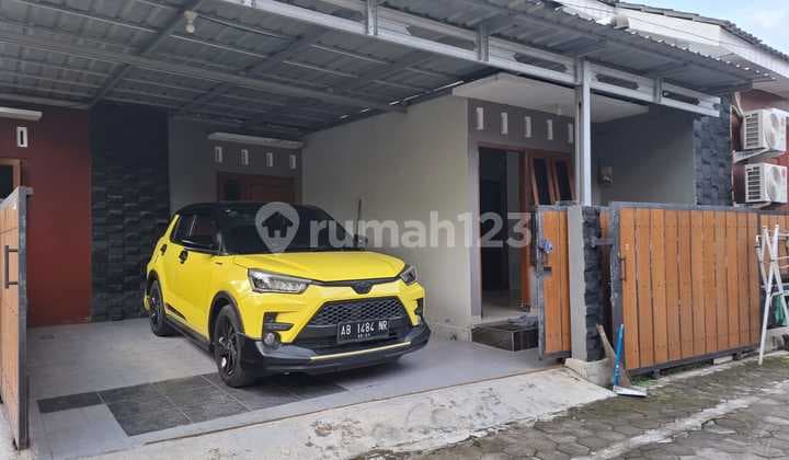 For Sale Immediately Semi-Furnished Minimalist House Near PPPG Art Campus