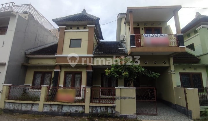 Rumah Dalam Perum Griya Cipta Mulya Caturtunggal Depok Sleman