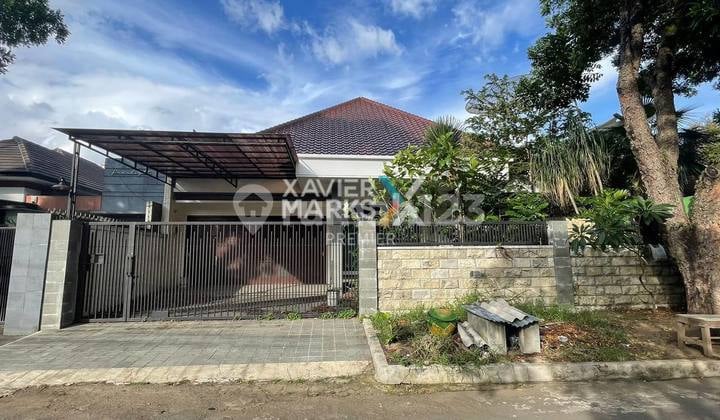 Rumah Family Friendly Dekat Ijen Boulevard Klojen Malang