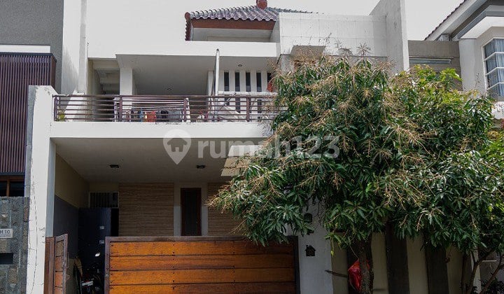 Dijual Rumah Mewah Bagus Terawat di Villa Puncak Tidar Malang