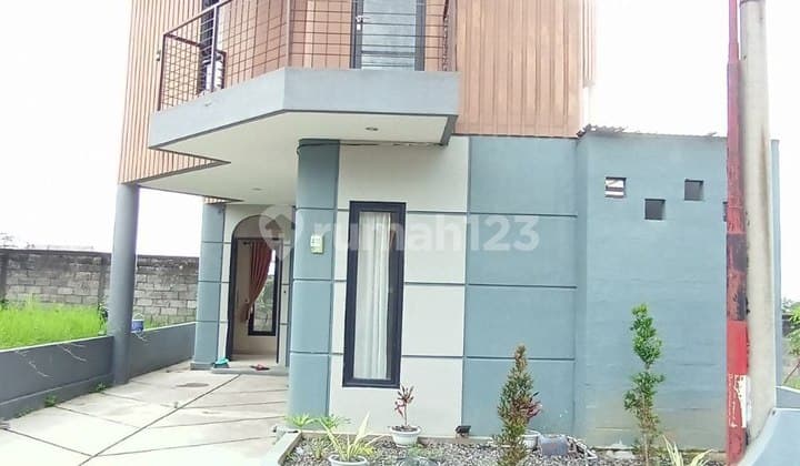Dijual Villa Nyaman Asri di Junrejo Batu Dekat Banyak Wisata