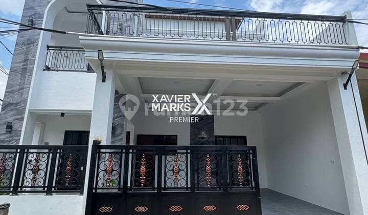 For Sale Sultan Hook American Classic House in Sengkaling, Malang