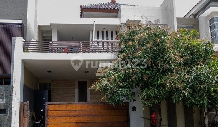 Dijual Rumah Mewah Dekat Kampus Prestis di Villa Puncak Tidar Malang