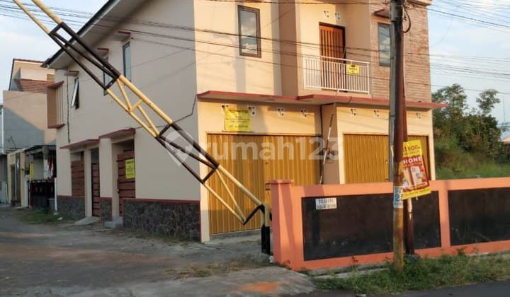 Dijual Kos Bonus Ruko Strategis di Simpang Gajayana Lowokwaru Malang