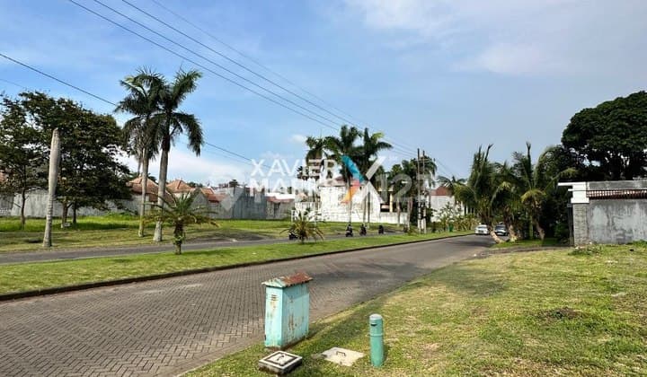 Tanah Kavling Hook Lingkungan Bagus di Araya Golf Malang